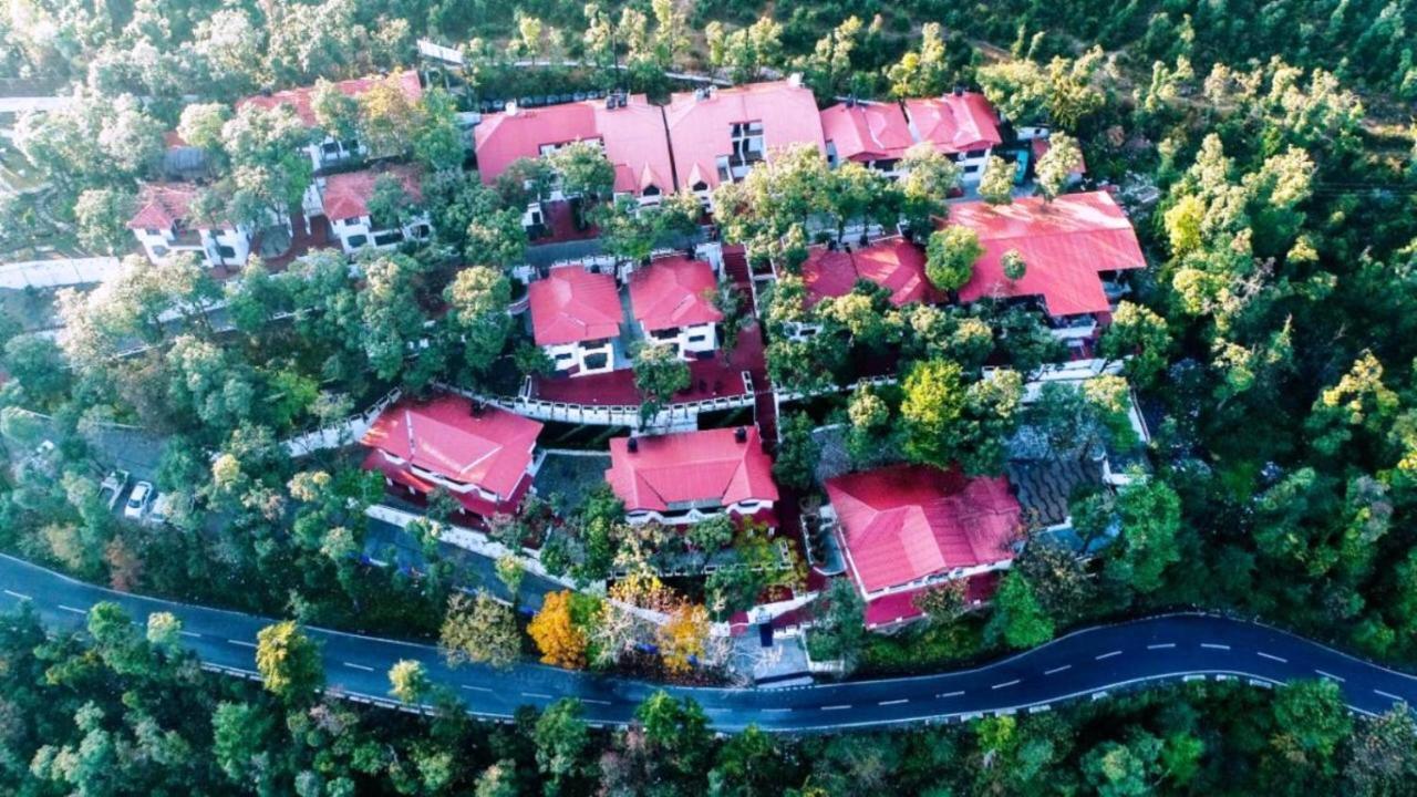 Surbee Resort Mussoorie Kültér fotó