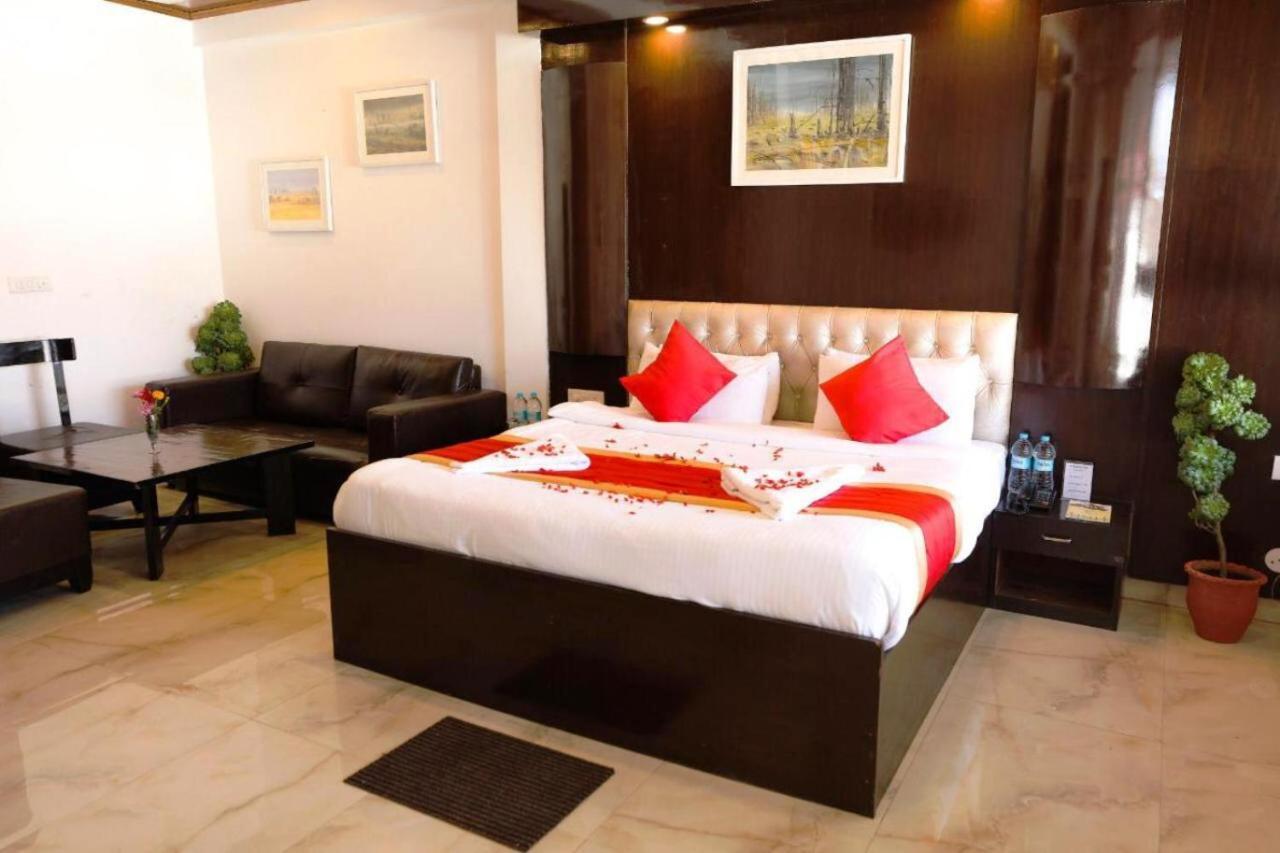 Surbee Resort Mussoorie Kültér fotó