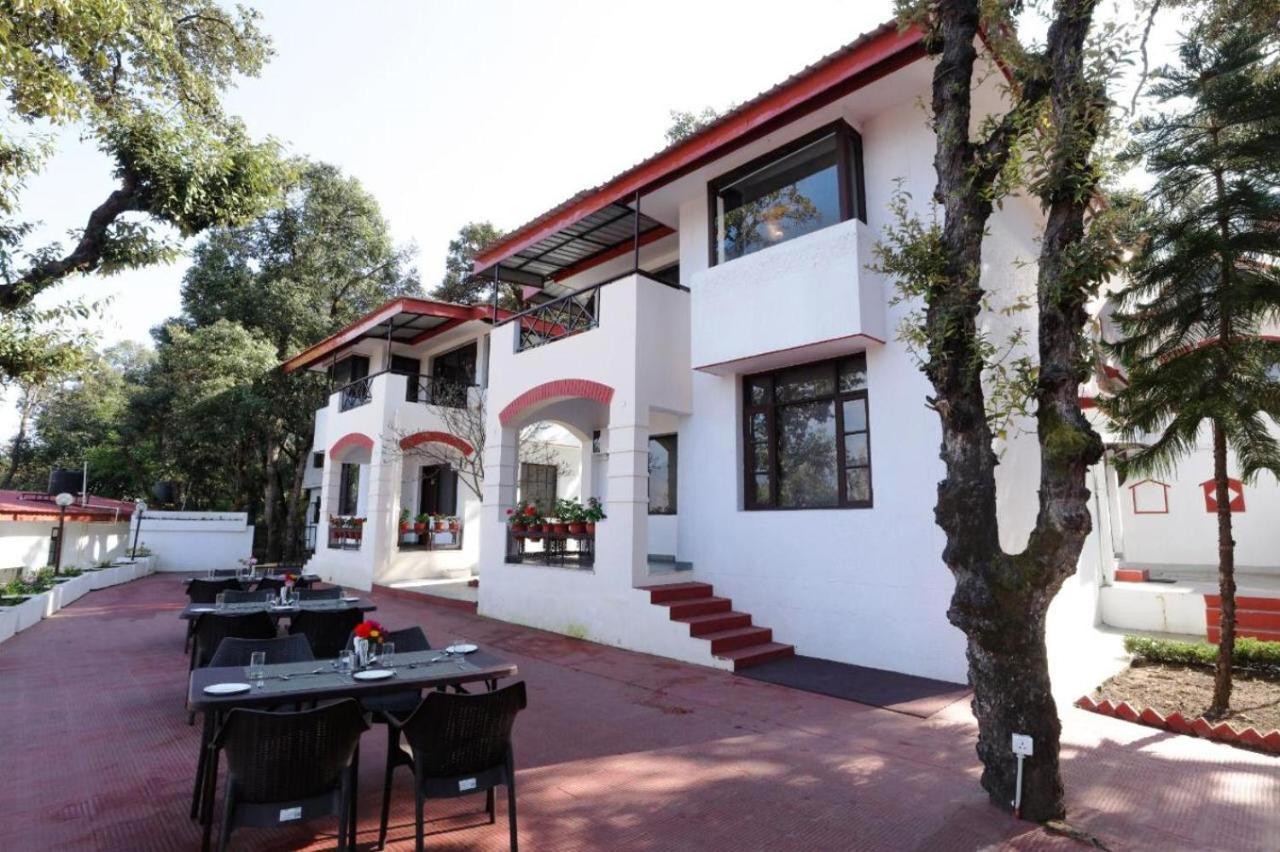 Surbee Resort Mussoorie Kültér fotó