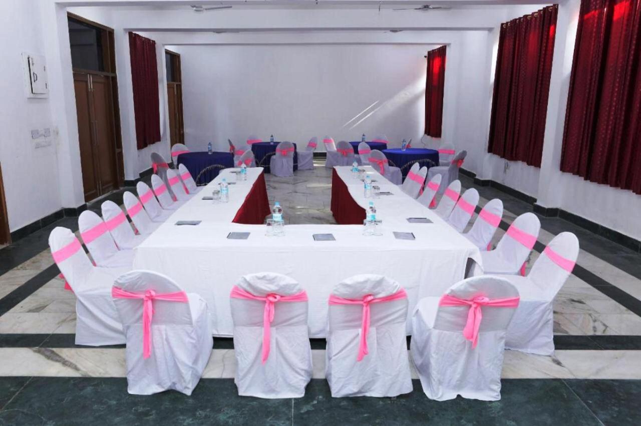 Surbee Resort Mussoorie Kültér fotó