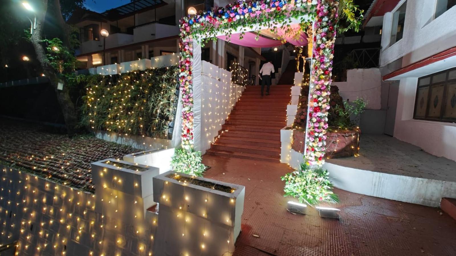 Surbee Resort Mussoorie Kültér fotó